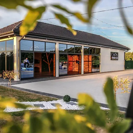 וילה Dream Place בייאליינה